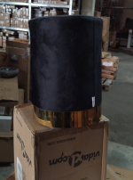 Tabure crno-zlatni baršunasti 28 x 36 cm - OŠTEĆEN - Image 4