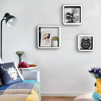 Zidne police od 3 komada, kockaste police od MDF-a