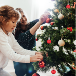 Set od 96 božićnih kuglica, tamno zelene, 4 x 3 cm - Image 3