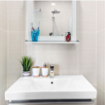 Bijelo bambusovo zidno ogledalo